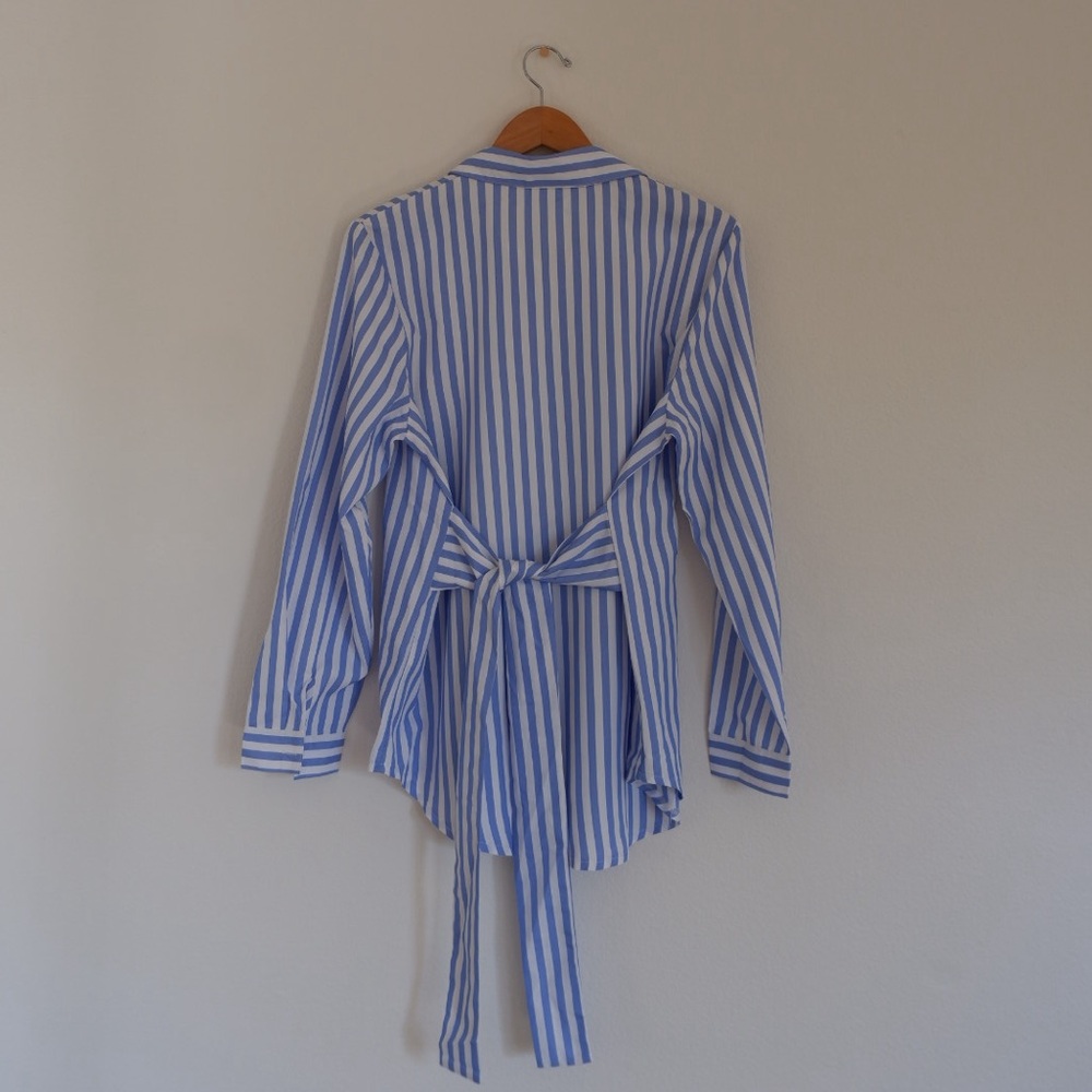 Blue and White Striped Button-Up Shirt - Picture 3 of 4